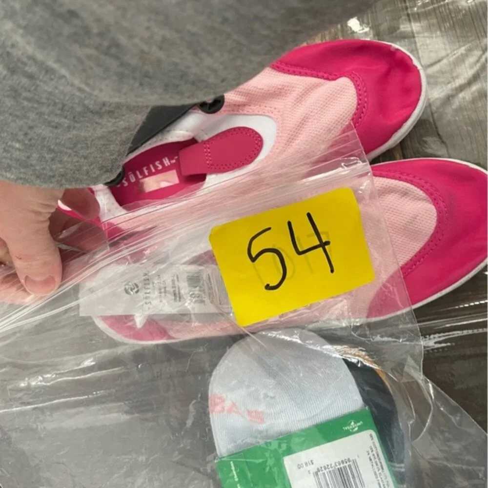SOLFISH Kid's Watershoes Size 8 In Pink